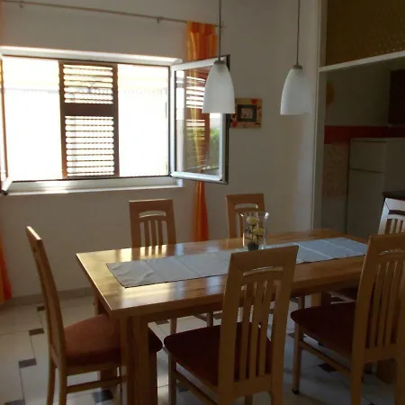 Apartment ***apartment Haus Dalmatien Grebastica