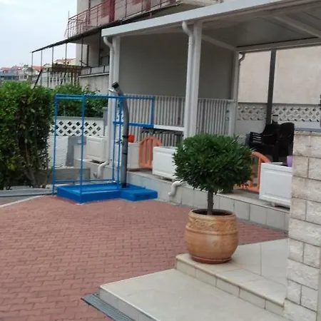 ***apartment Haus Dalmatien * Grebastica